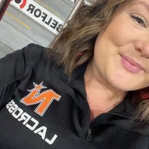 Meet your Posher, Leah